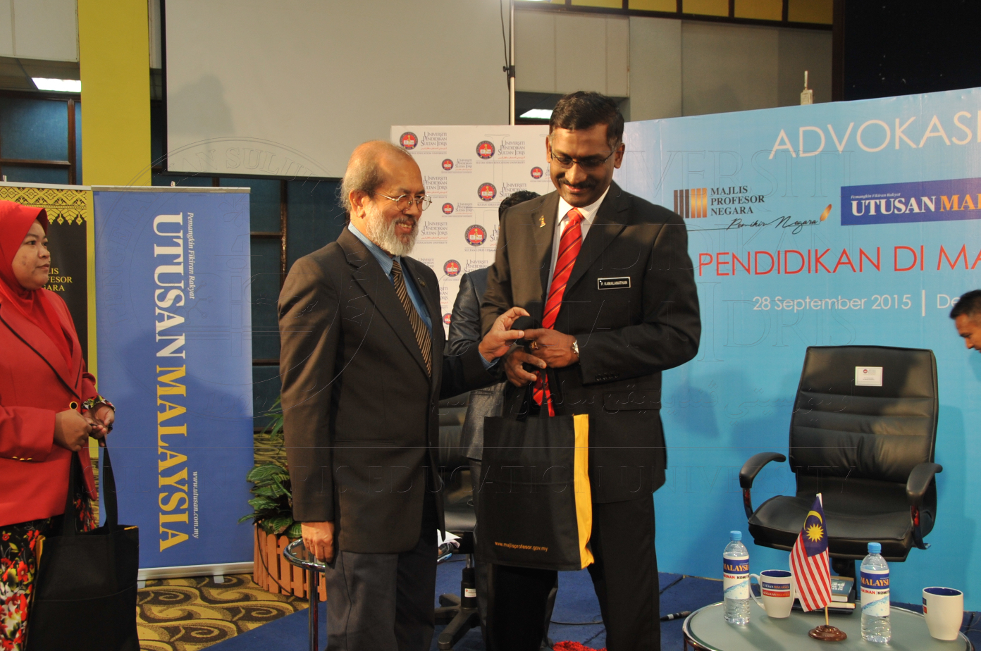 PRO15 151 ADVOKASI HAS 7312